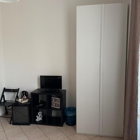Affittacamere Home&Stazione بولونيا المظهر الخارجي الصورة