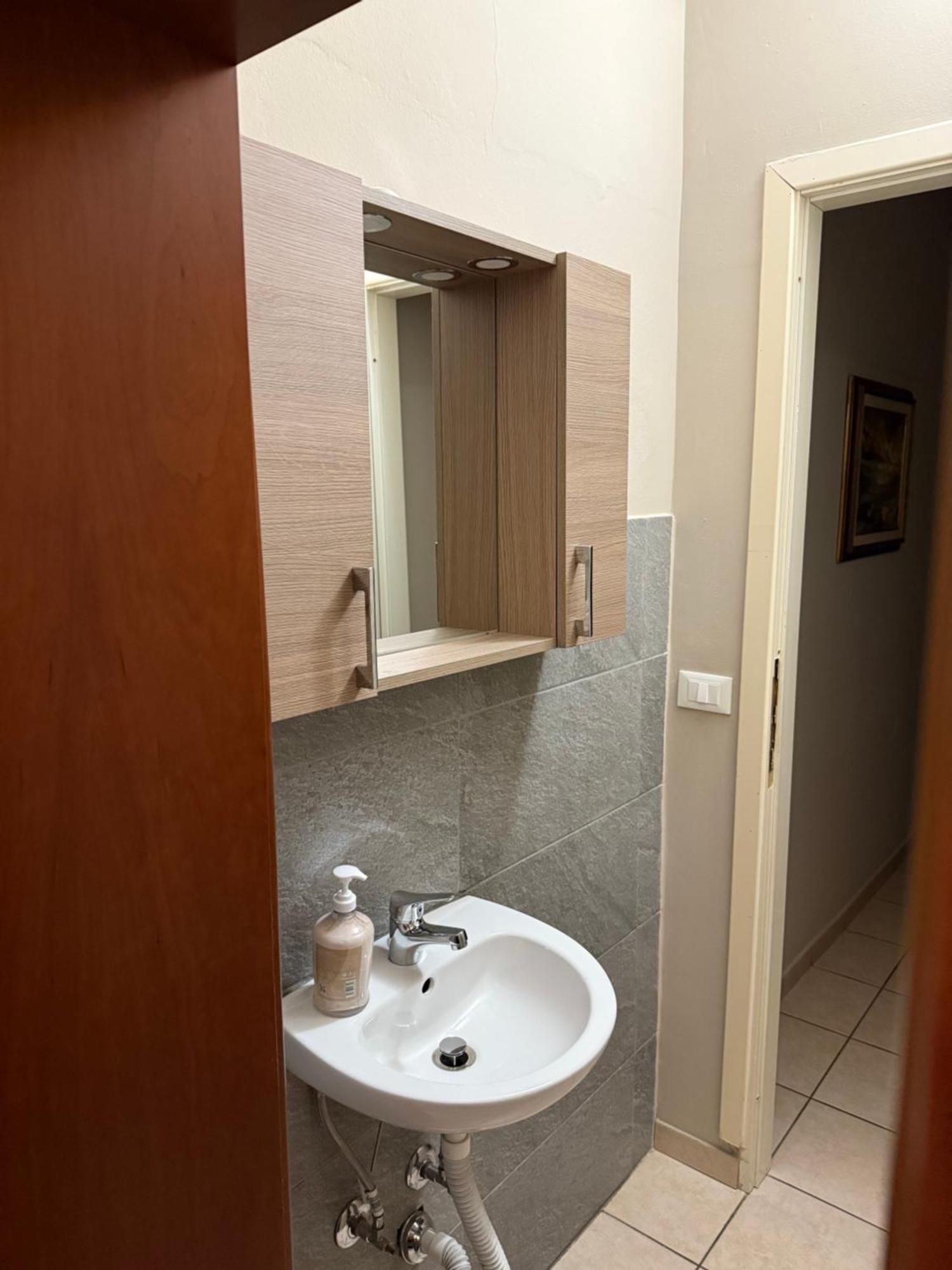 Affittacamere Home&Stazione بولونيا المظهر الخارجي الصورة