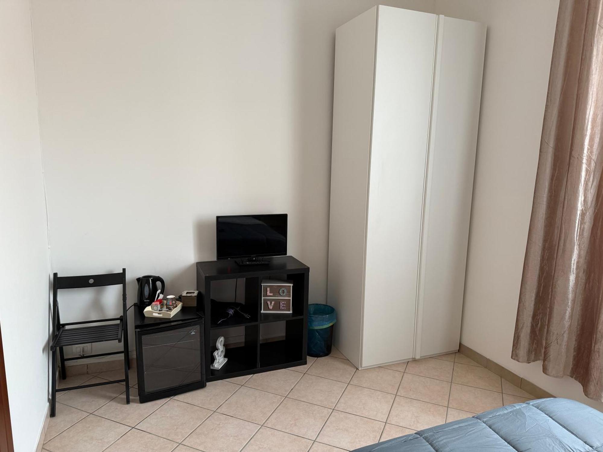 Affittacamere Home&Stazione بولونيا المظهر الخارجي الصورة