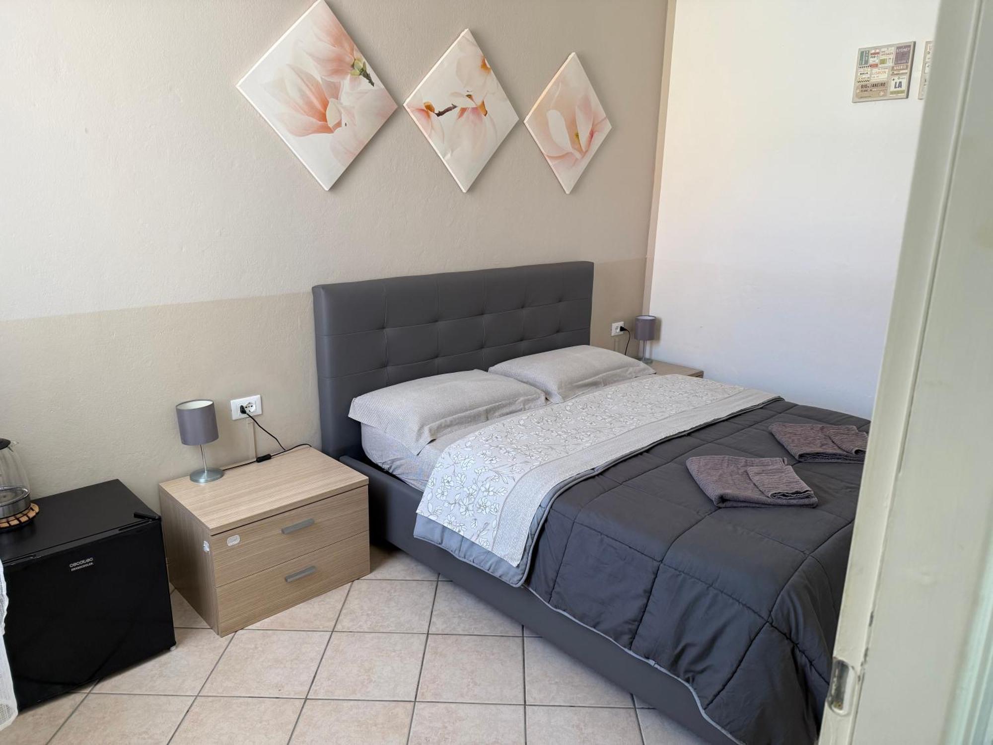 Affittacamere Home&Stazione بولونيا المظهر الخارجي الصورة